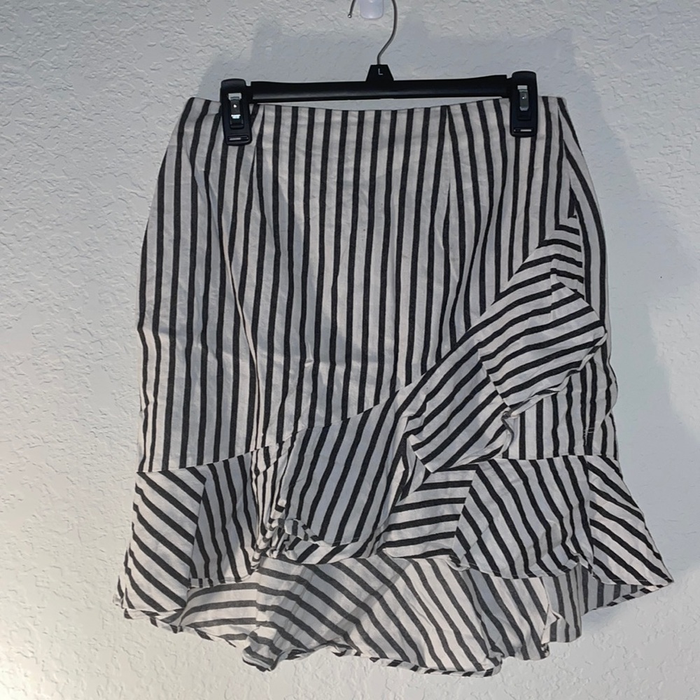 STRIPED SKIRT GREY AND WHITE